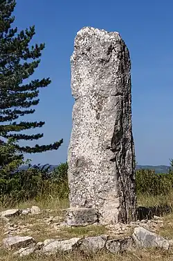 Menhir Bac Sainte-Enimie na causse de Sauveterre