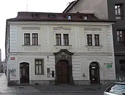 Mestansky_dum_cp_212_Plzen.JPG