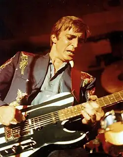 Mick Ronson při vystoupení v San Franciscu dne 26. října 1981
