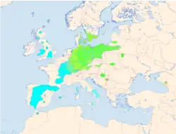 Rozšíření luňáka červeného (modře – celoročně, zeleně – letní hnízdiště)