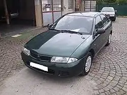 Mitsubishi Carisma liftback (1995–1999)