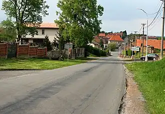 Silnice II/235 v Mlečicích