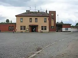 Nádražní budova