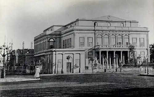 Budova Královské opery v egyptské Káhiře v roce 1869