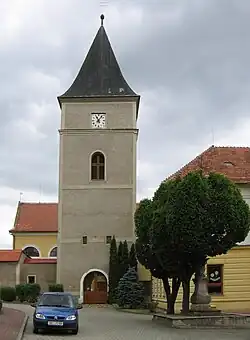 Zvonice kostela Všech svatých