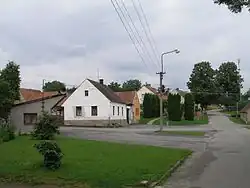Střed vesnice