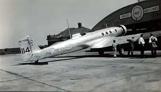 Boeing 221 United Airlines