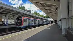 Nástupiště stanice