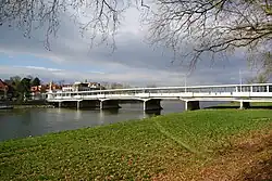Kolonádní most