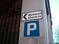 Služba Motorail byla zrušena v létě 2005, avšak cedule na londýnském nádraží Paddington byly k vidění až do roku 2006