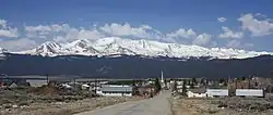Pohled na Mount Massive z města Leadville