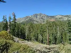 Mount Tallac z východu