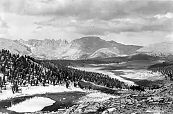 Mount LeConte na fotografii z roku 1935
