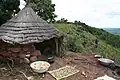 Chatka poblíž vrcholu Tena Kourou