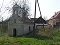 Kaple na návsi