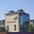 Boční stěna Musolea