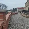Nájezdová rampa hradby u Kostelního náměstí