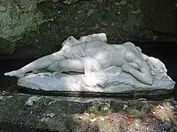 Fleurette de Nérac (socha od Daniela Campagne, 1896; park de la Garenne, Nérac)