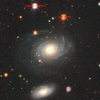 NGC 1, jak je zachycena na DESI Legacy Surveys