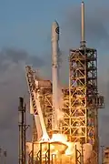 Falcon 9 při startu s družicí NROL-76