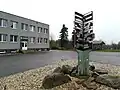 Plastika před sídlem DS Agros