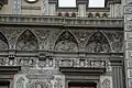 Nová radnice, lunetová římsa, alegorie lidských činností, třetí část