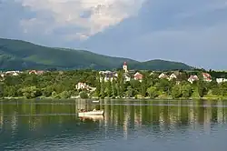 Kostolná Ves a vodní nádrž Nitrianske Rudno