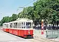 Souprava tramvaje 4MT ev. č. 126 a vlečného vozu ev. č. 301