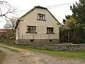 Dům