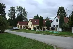 Domy v Novém Smrdově, části vesnice