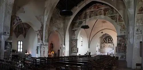 Kostel San Nazzaro, vnitřek