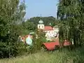 Pohled na část zástavby náměstí z vrchu nad městem