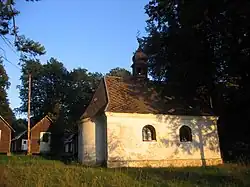 Odolenov (okr. Klatovy), kaple Panny Marie Pomocné od severozápadu.JPG
