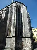 Okna do presbytáře