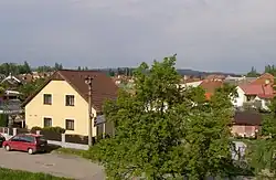 Okříšky. Pohled od západu