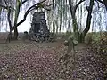 Pomník obětí první světové války a smírčí kříž