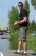 Ondřej Synek předává ceny během Polabského poháru (2012)