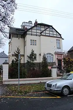 Opava, vila Soví hrádek (1).jpg