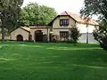 Dům s bránou