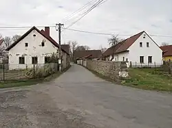 Stavení u cesty