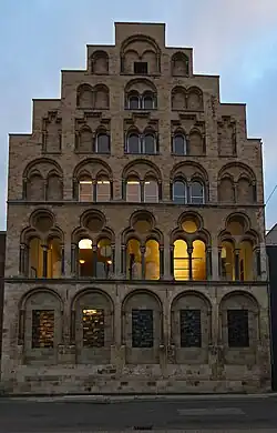 Sídlo Německé fotografické společnosti: Overstolzenhaus, Rheingasse 8, Kolín nad Rýnem