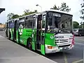 Otevřené předsuvné dveře u autobusu Karosa B 932