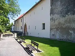 jezuitský dvůr na místě tvrze