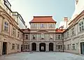První nádvoří paláce Savarin v ulici Na Příkopě