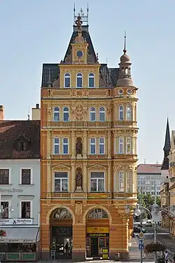 Palác Včela