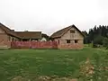 Dům