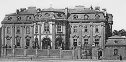 Palác Lanckorońských v roce 1895.