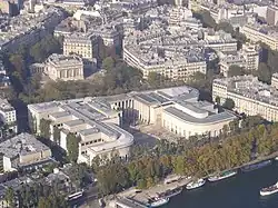 Letecký pohled na Palais de Tokyo