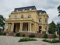 Současné sídlo PNP v Praze 6-Bubenči