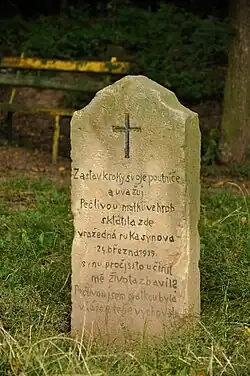Pamětní_kámen_(Padochov)_-_detail01.JPG